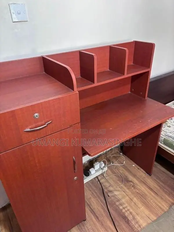 Damro Study Table