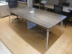 Premium Meeting Table