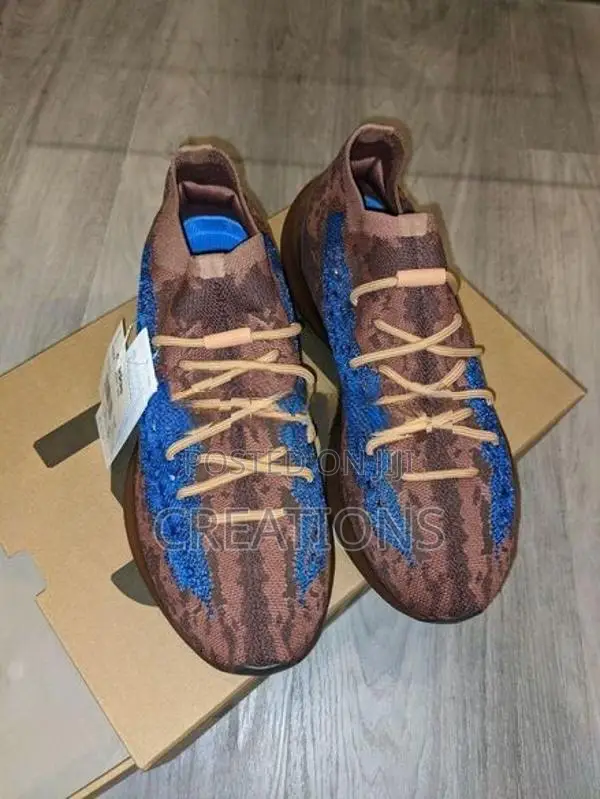 Adidas Yeezy 380 Azzure