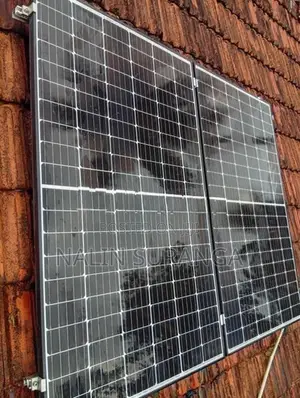 REC 305W Mono Solar Panel