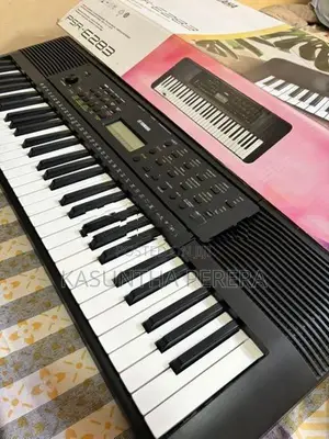 YAMAHA PSR-E283
