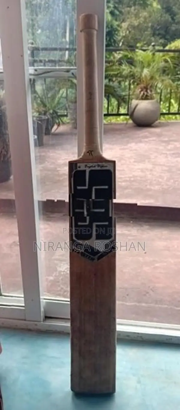 SS TON English Willow Bat