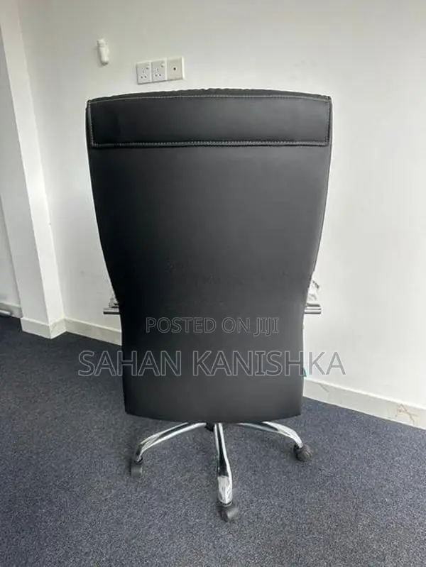Damro High Back Executive Chair