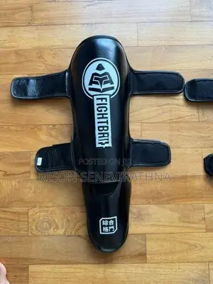 Shin pads muay thai