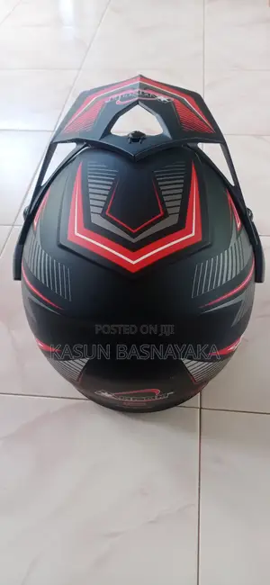 Aron Helmet