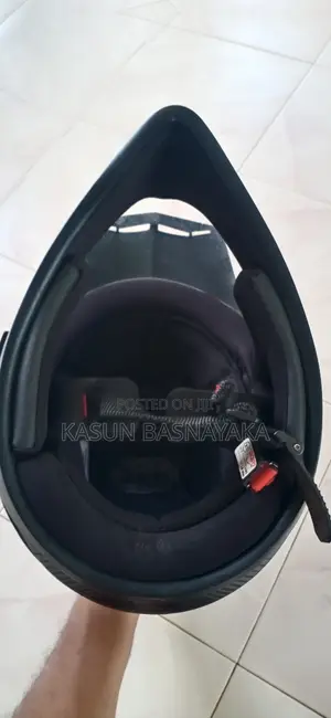 Aron Helmet