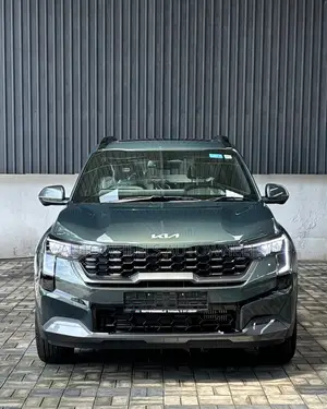 New Kia Sonet 2025 Green