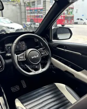 New Kia Sonet 2025 Green