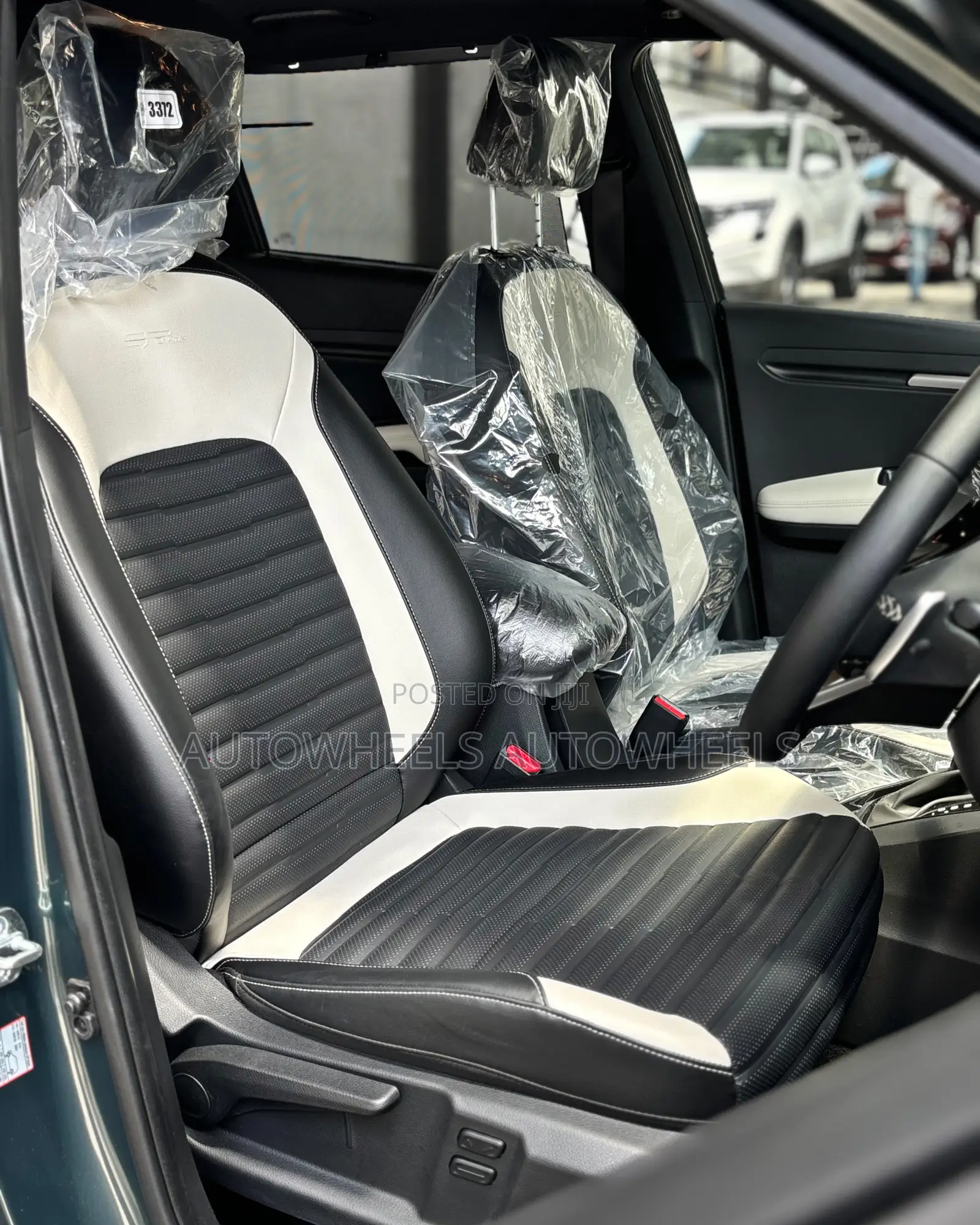 New Kia Sonet 2025 Green