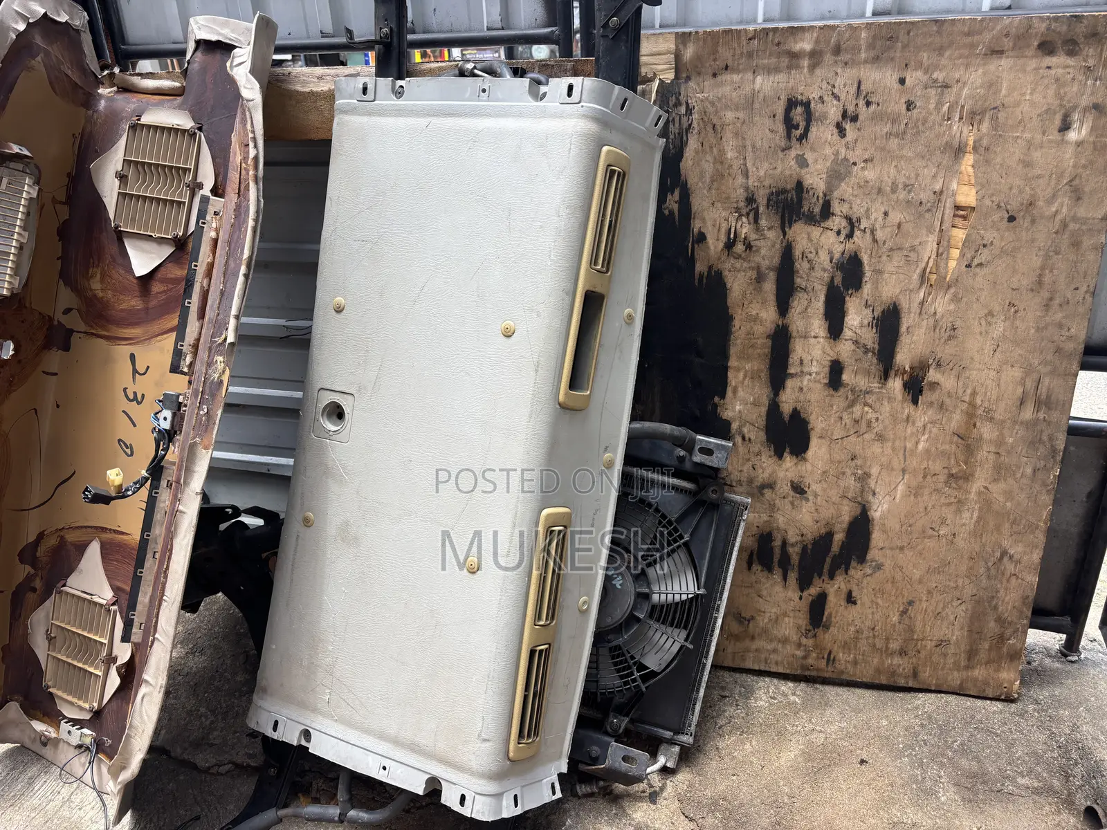Caravan E24 Dual AC (No Switch and AC Cowl)