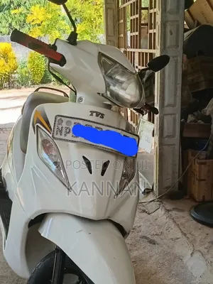 TVS Wego 2015 White