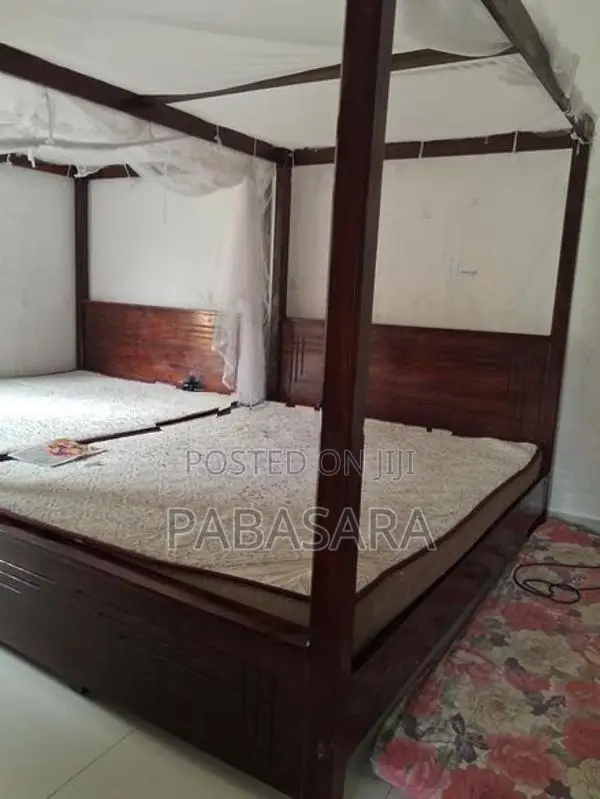 Bed with Mattress
