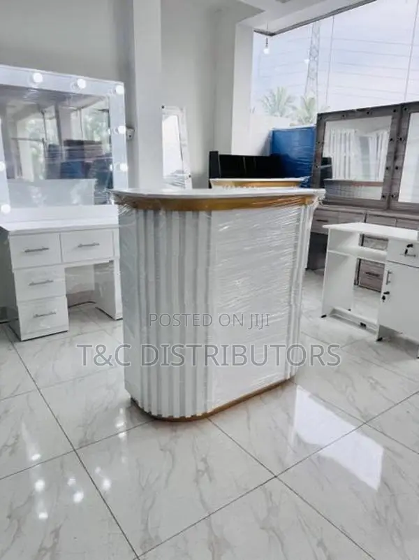 Cashier Table