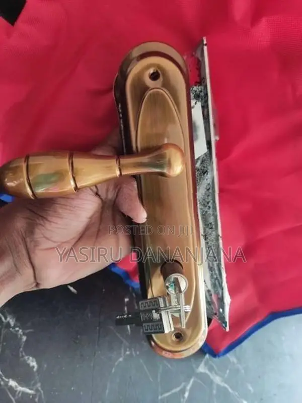 Door Lock 11