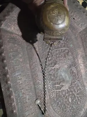 Antique Hunu Killotaya