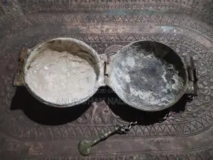 Antique Hunu Killotaya