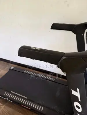 Bodyone T044 Treadmill