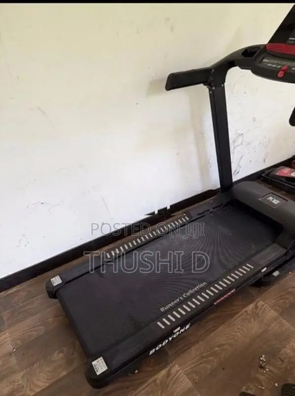 Bodyone T044 Treadmill