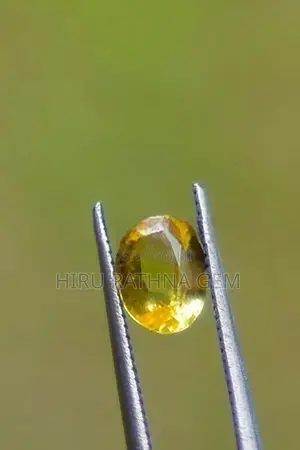 Natural Yellow Sapphire Gem