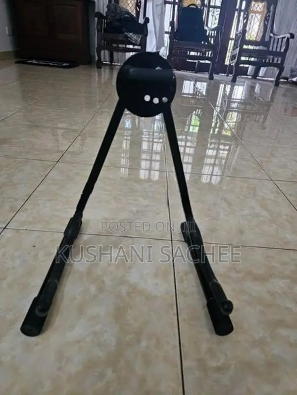 Guitar Stand