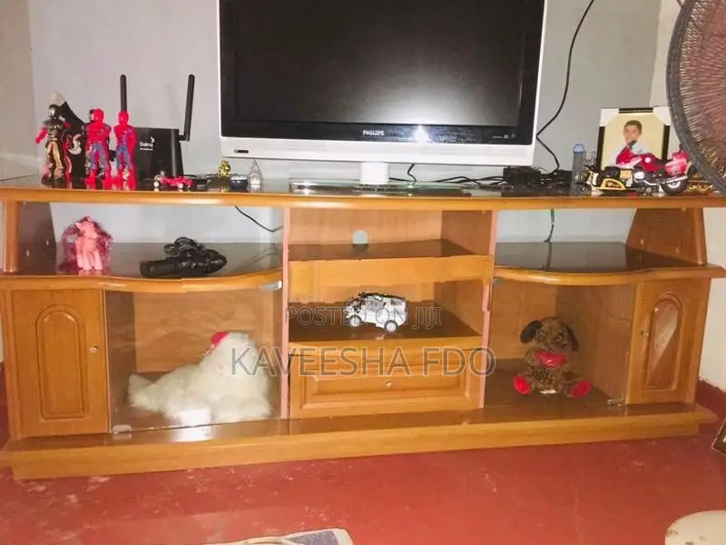 Tv stand