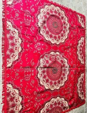 6' x 7' Rugs