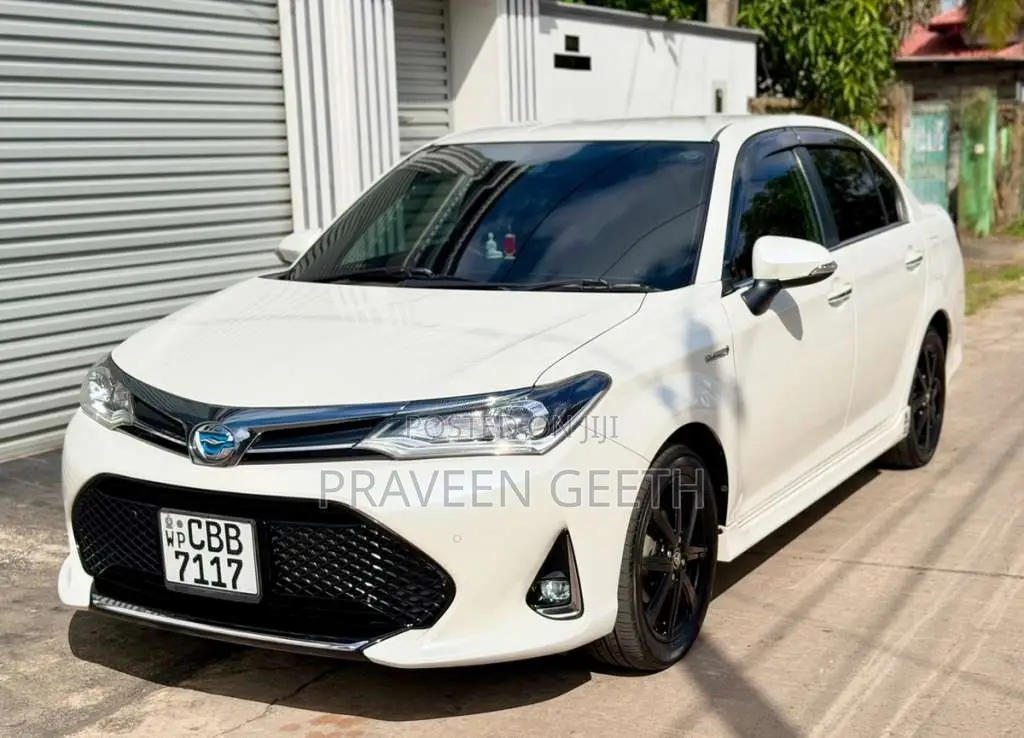 Toyota Axio WXB 2018 Car (Used)
