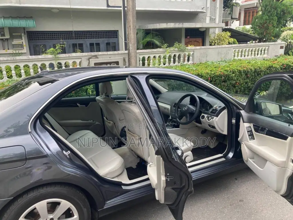 Mercedes-Benz C180 KOMPRESSOR 2009 Car (Used)
