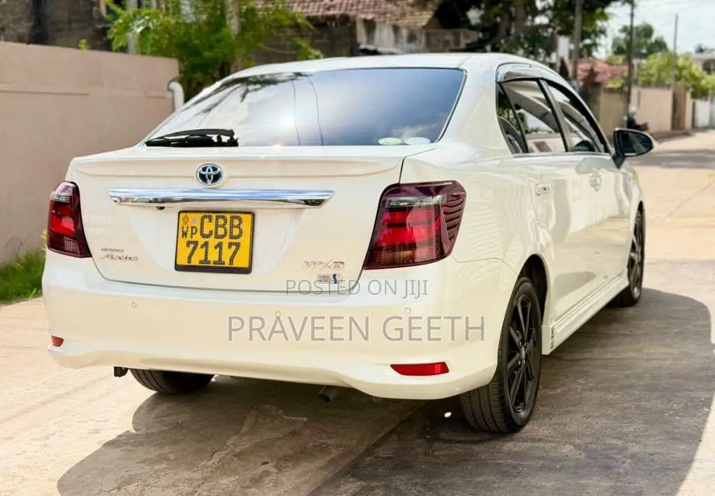 Toyota Axio WXB 2018 Car (Used)