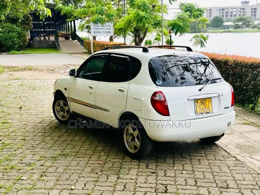 Toyota Duet 1999 Car (Used)