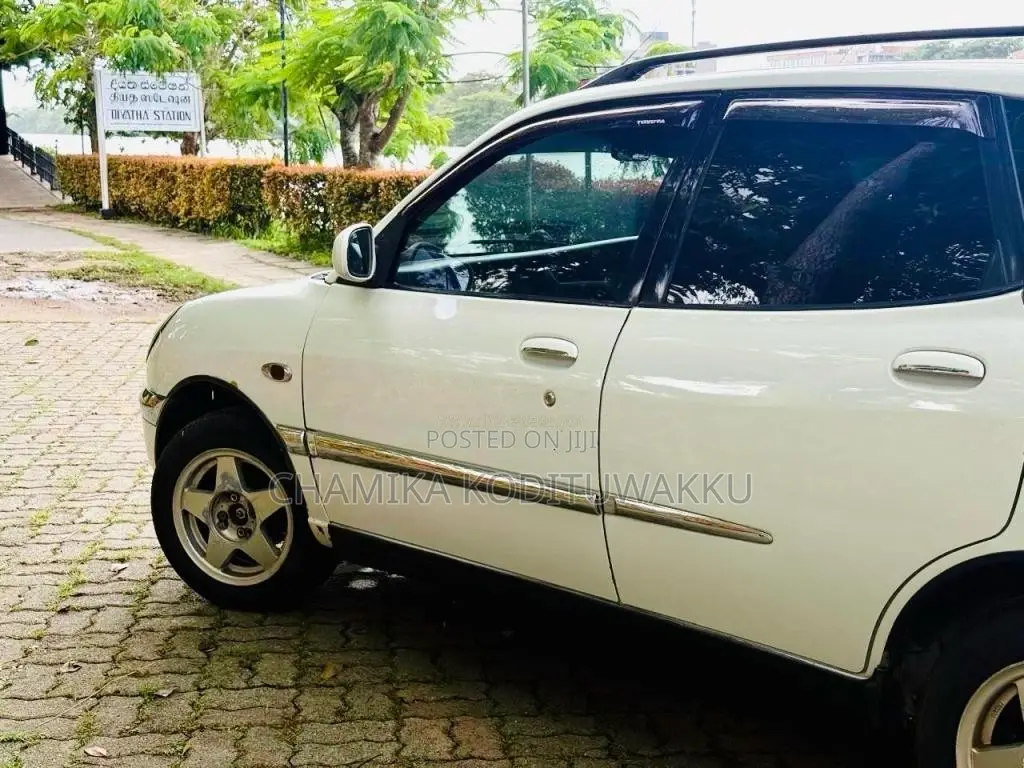 Toyota Duet 1999 Car (Used)