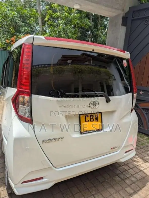 Toyota Roomy 2024 Car (Used)