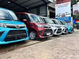 Toyota Roomy 2025 Car Brand New