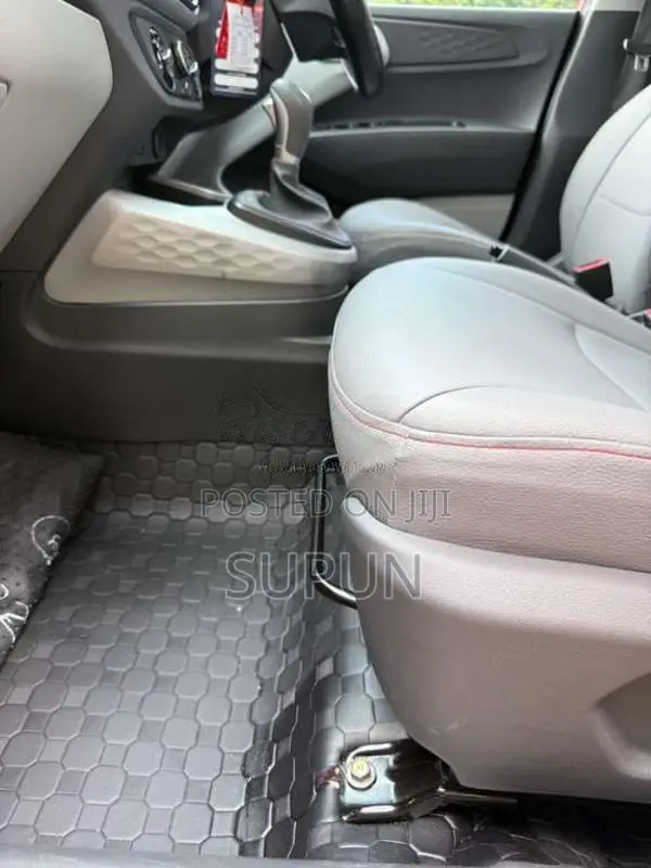 Hyundai Grand I10 2023 Car (Used)