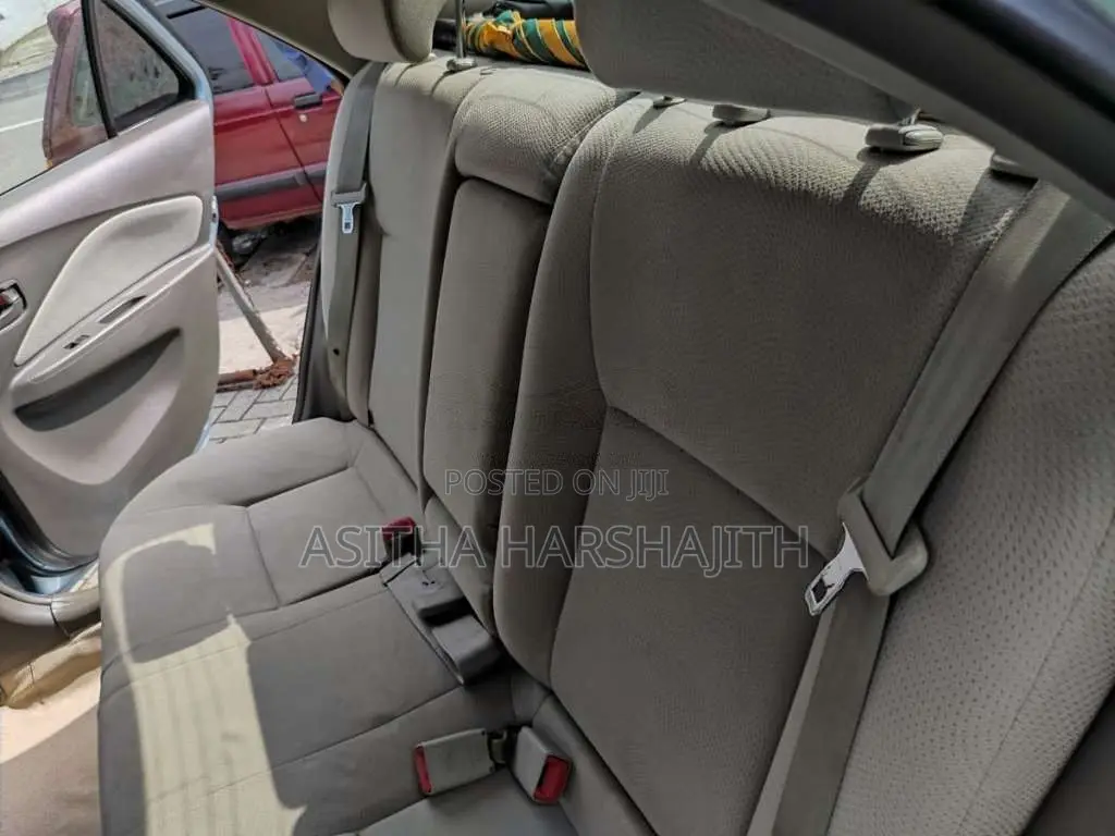 Toyota Yaris 2011 Car (Used)