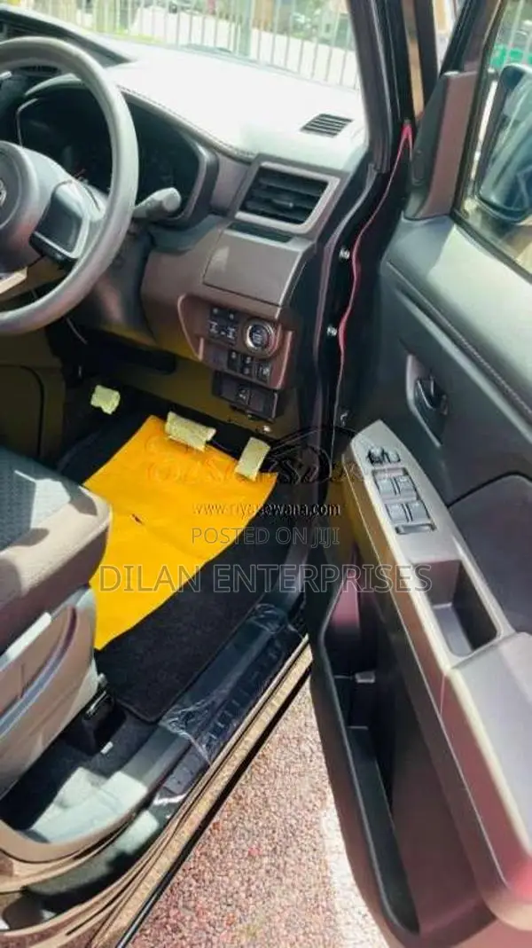 Toyota Roomy G 2024 Car Unregistered (Recondition)