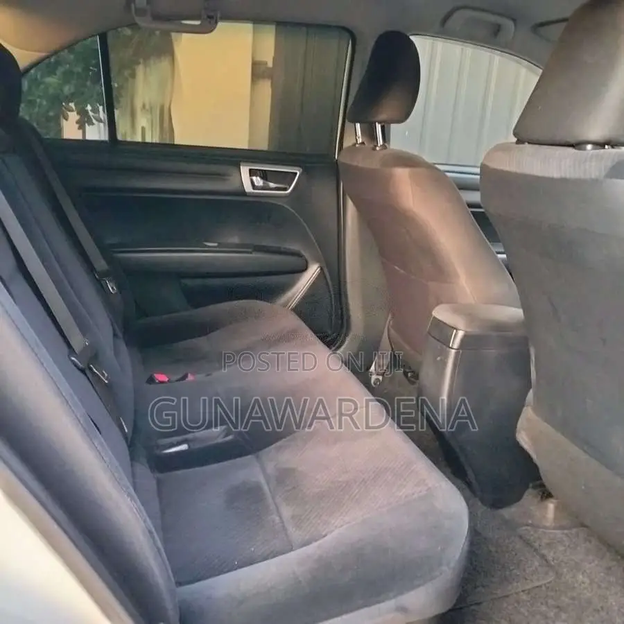 Toyota Axio 2014 Car (Used)