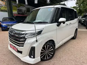 Toyota Roomy GT Custom 2023 Car Unregistered (Recondition)