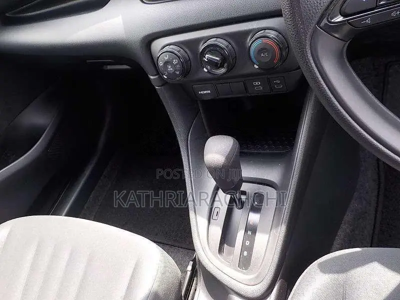 Toyota YARIS X Grade Limited Pearl 2024 Car Unregistered (Recondition)