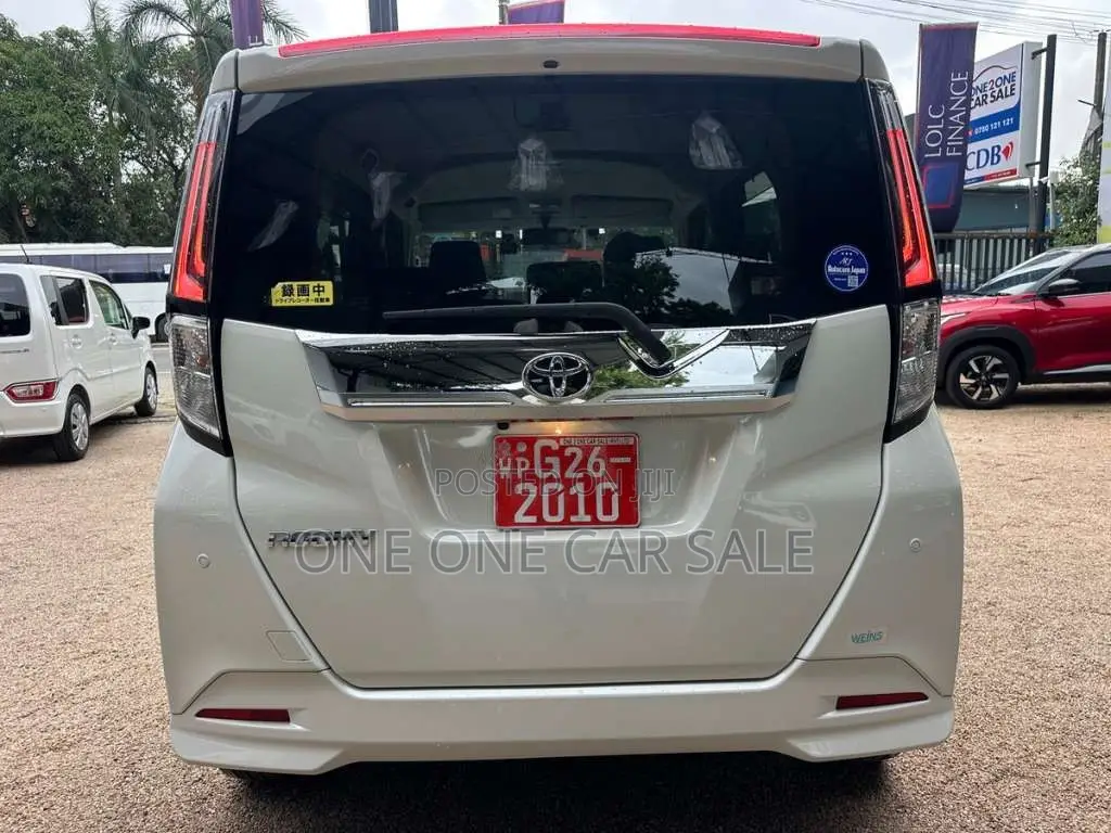 Toyota Roomy GT Custom 2023 Car Unregistered (Recondition)