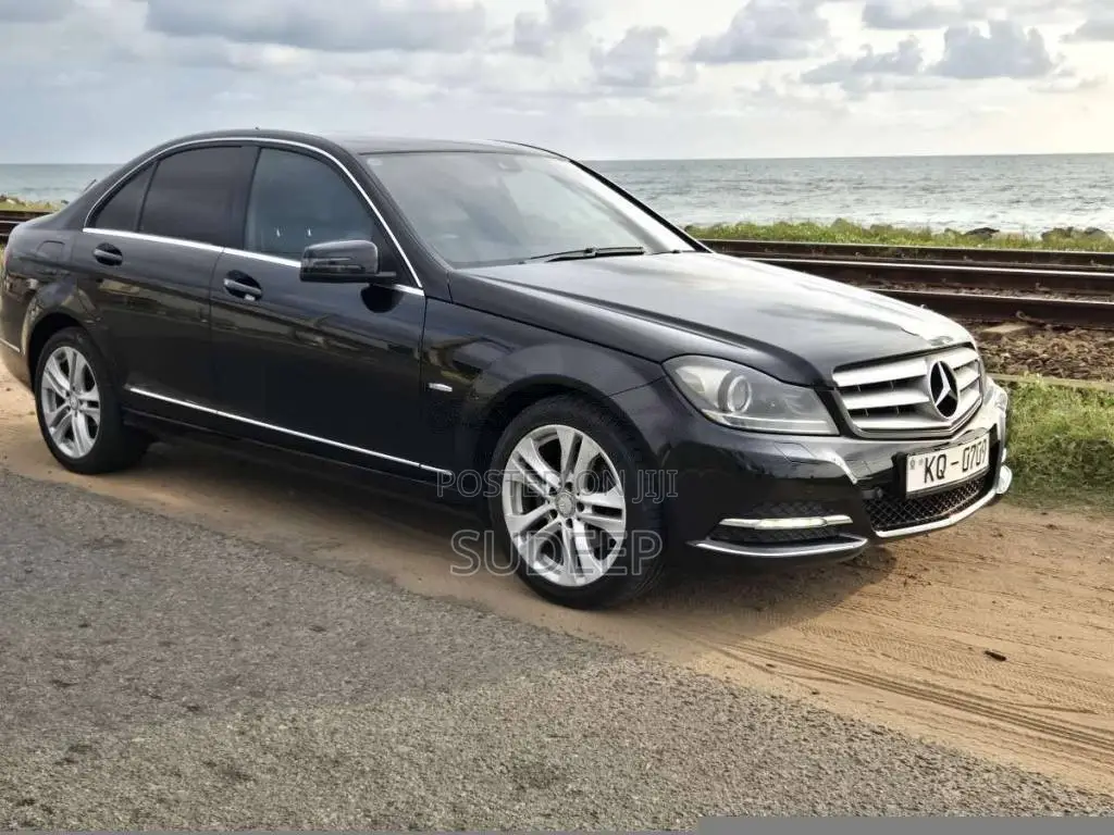 Mercedes-Benz W204 C180 Avantgarde TURBO 2011 Car (Used)
