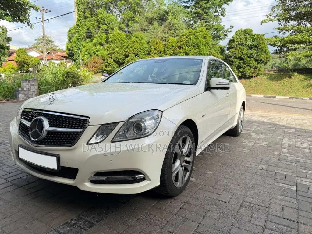 Mercedes-Benz E200 2012 Car (Used)