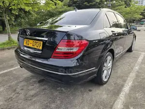 Mercedes-Benz W204 C180 Avantgarde TURBO 2011 Car (Used)