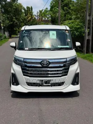 Toyota Roomy Custom GT Turbo 2023 Car Unregistered (Recondition)