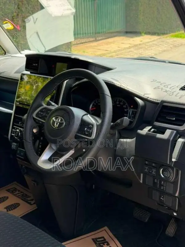 Toyota Roomy Custom GT Turbo 2023 Car Unregistered (Recondition)