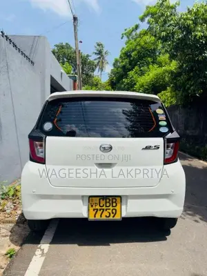 Daihatsu Mira 2017 Car (Used)
