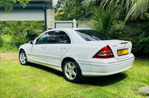 Mercedes-Benz W203 C240 2000 Car (Used)