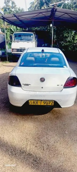 Fiat Fiat 2011 Car (Used)