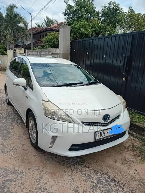 Toyota Prius 2012 Car (Used)