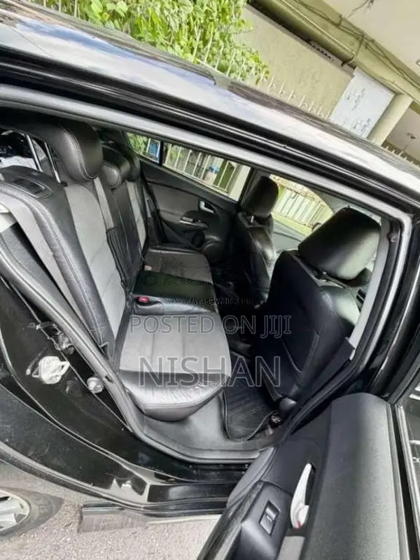 Honda Insight ZE3 2013 Car (Used)